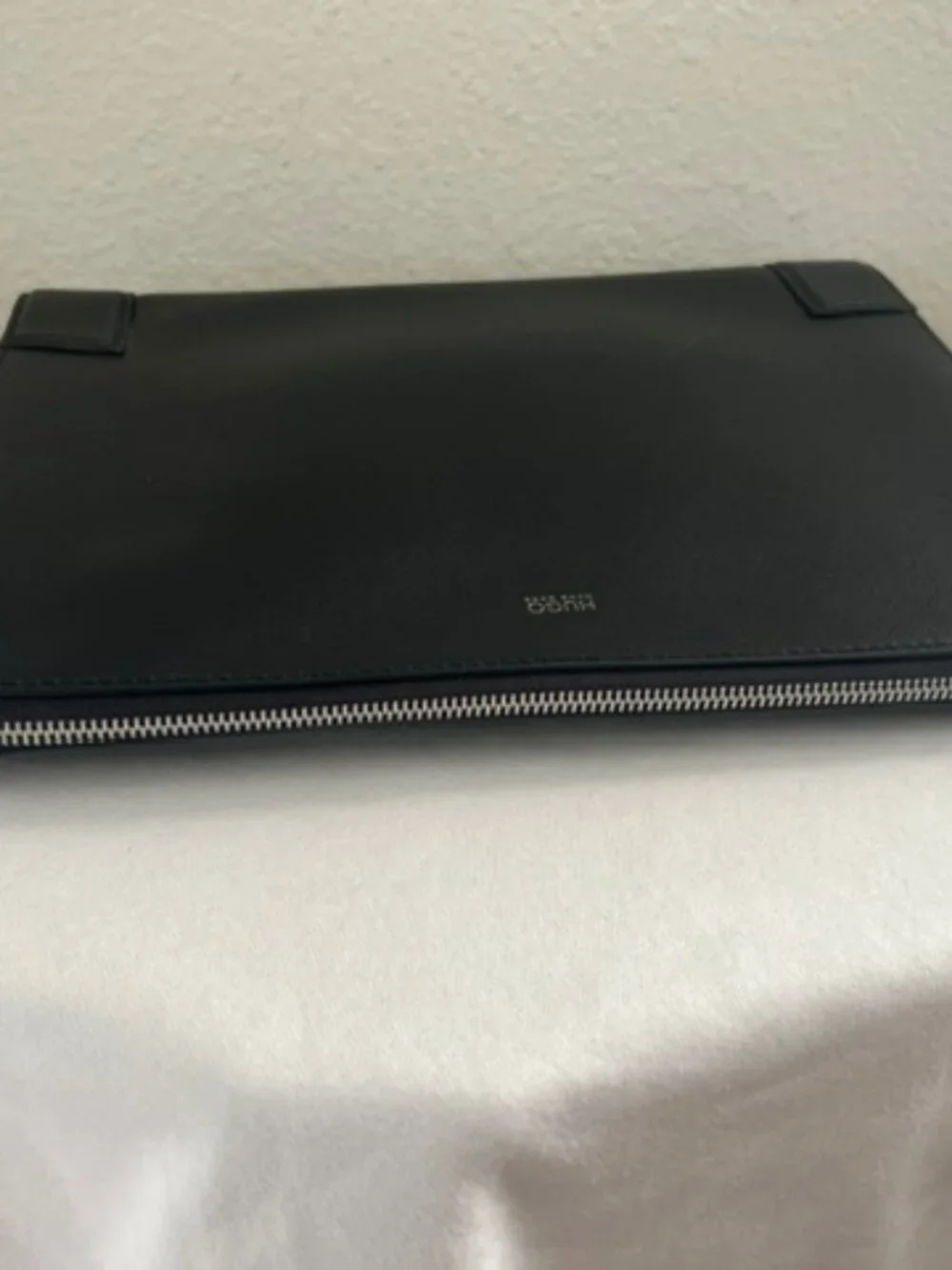 Hugo Boss Digital Portfolio Messenger Bag Leather Black